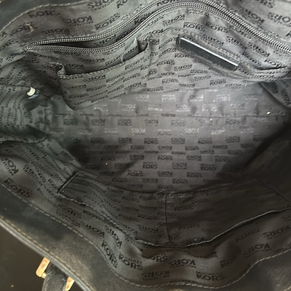 Michael Kors Jet Set Travel Large Tote Saffiano Black Leather. - Picture 9 of 17